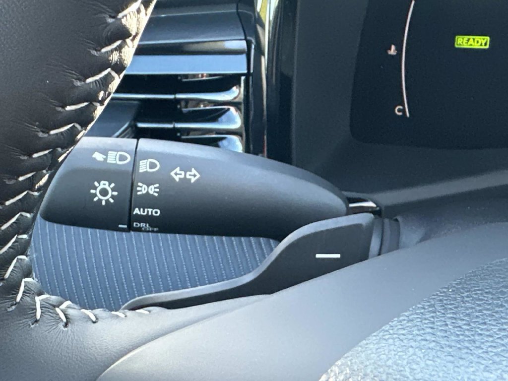 New 2026 Toyota Camry SE FWD image 24