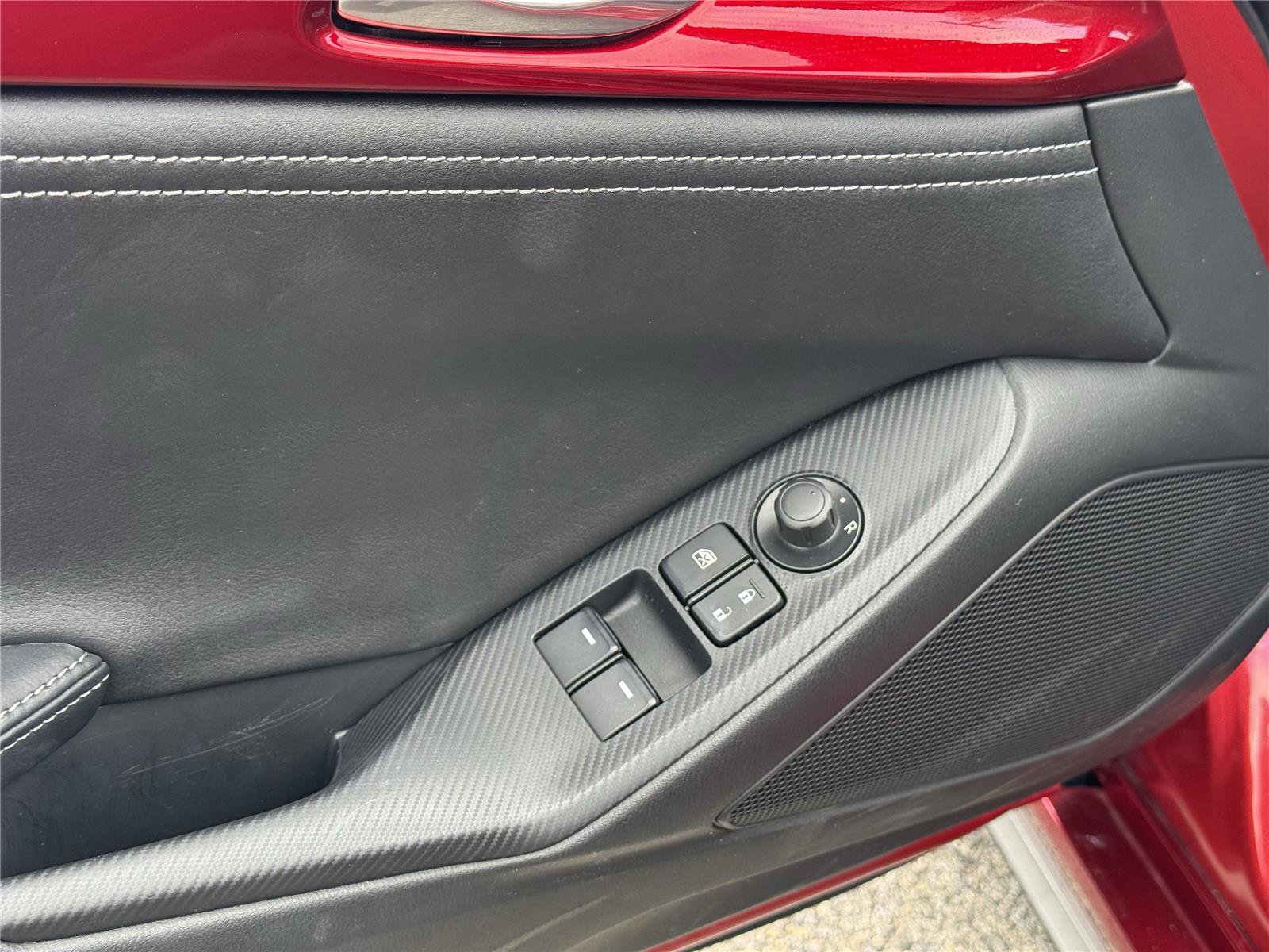 Used 2025 MAZDA MX-5 Miata RF Grand Touring image 15