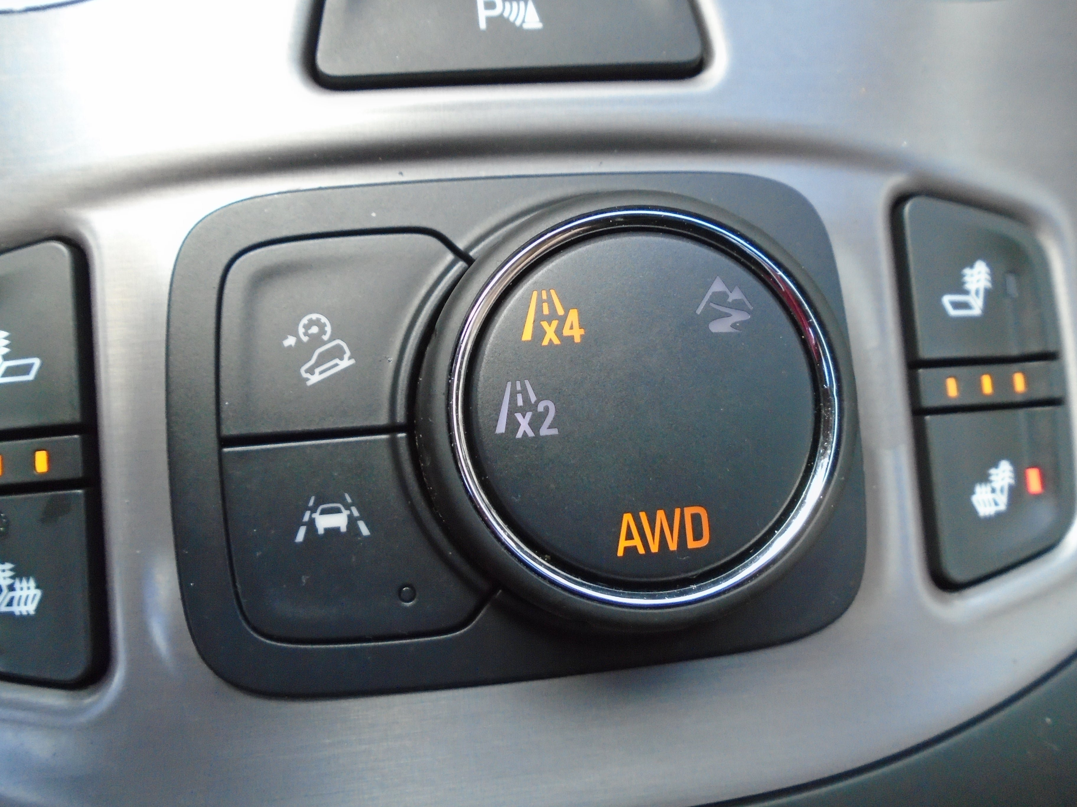 Certified 2024 GMC Terrain AT4 w/ Infotainment Package II AWD/4WD image 70