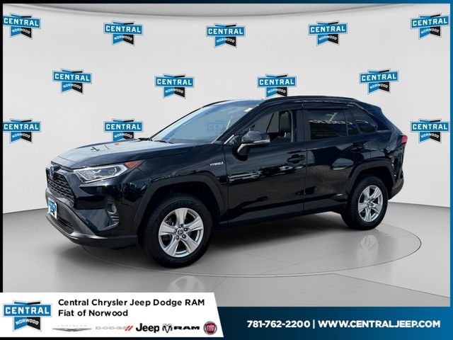 Used 2021 Toyota RAV4 XLE w/ Convenience Package AWD/4WD image 1