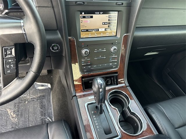 Used 2016 Lincoln Navigator Select image 29