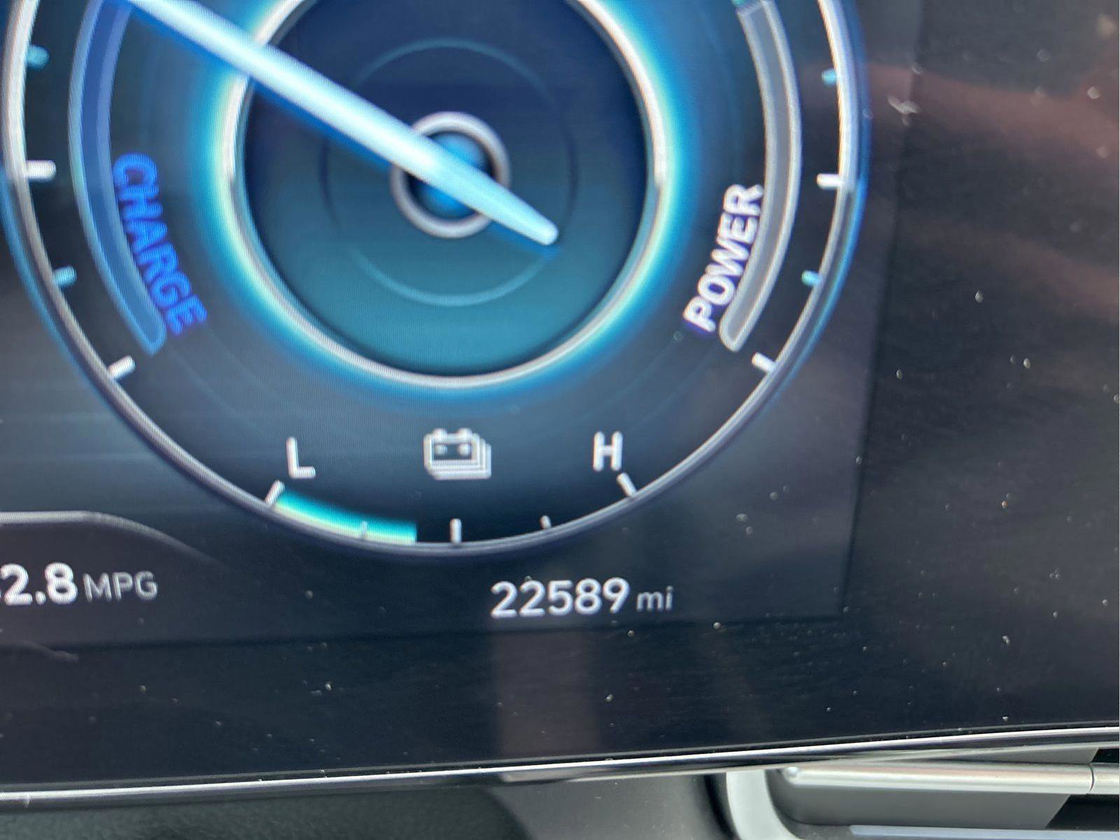 Used 2023 Hyundai Elantra Limited image 13