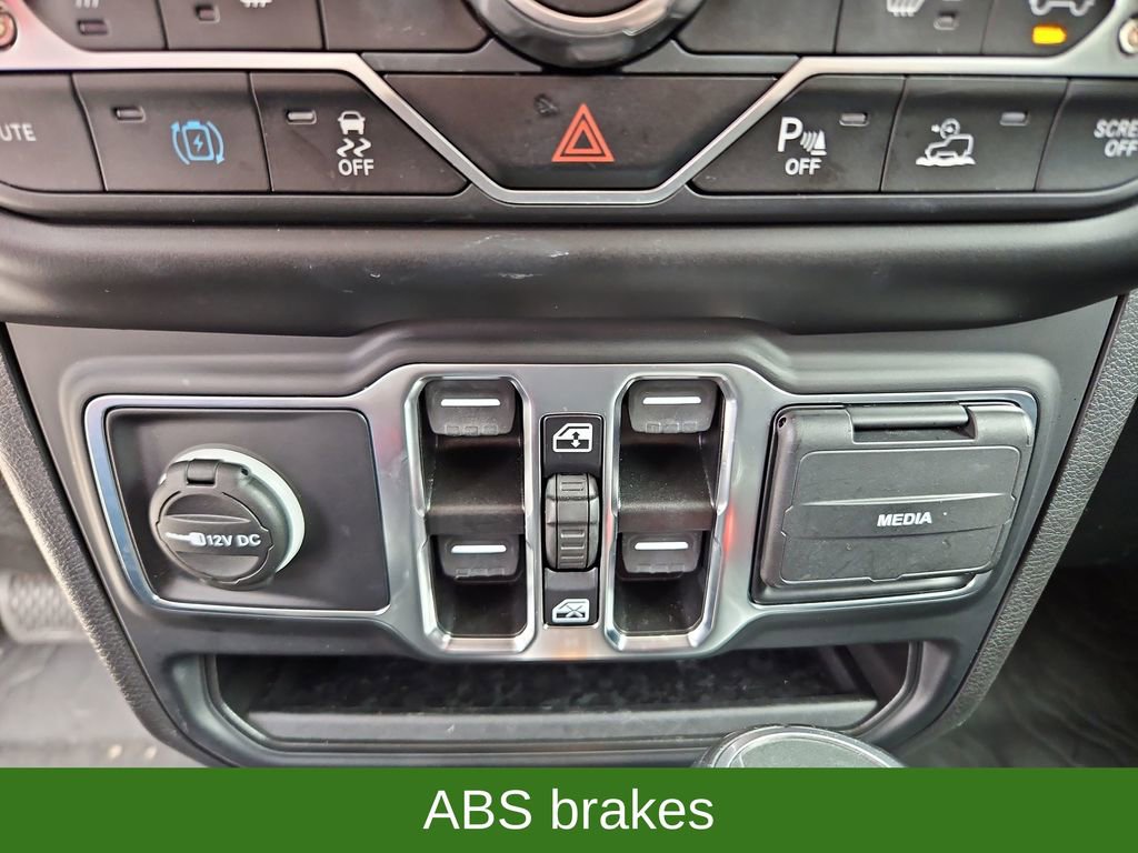 Used 2021 Jeep Wrangler Unlimited Sahara w/ Cold Weather Group image 21