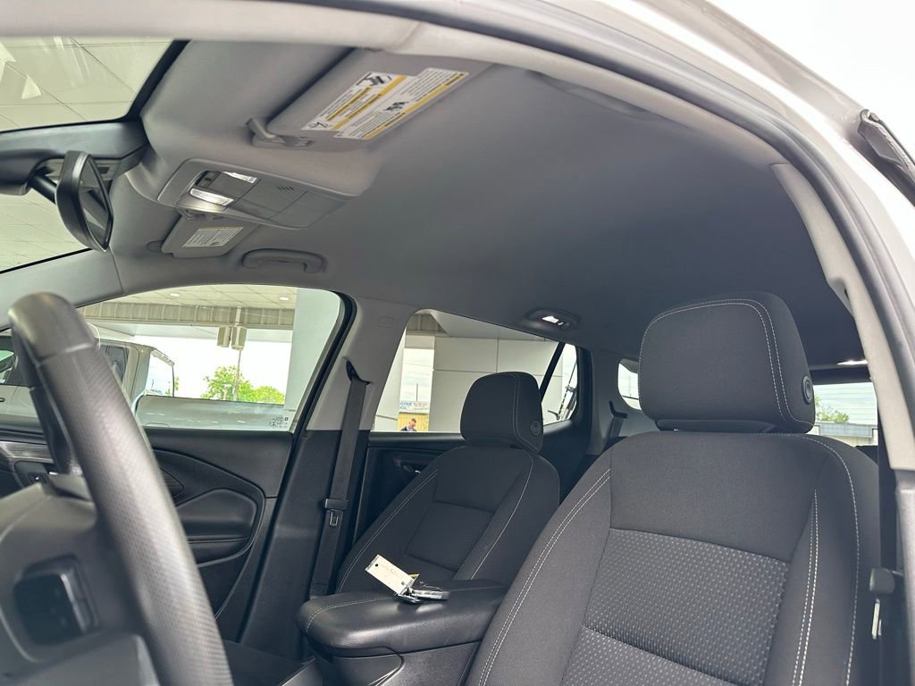 Used 2022 GMC Terrain SLE FWD image 13
