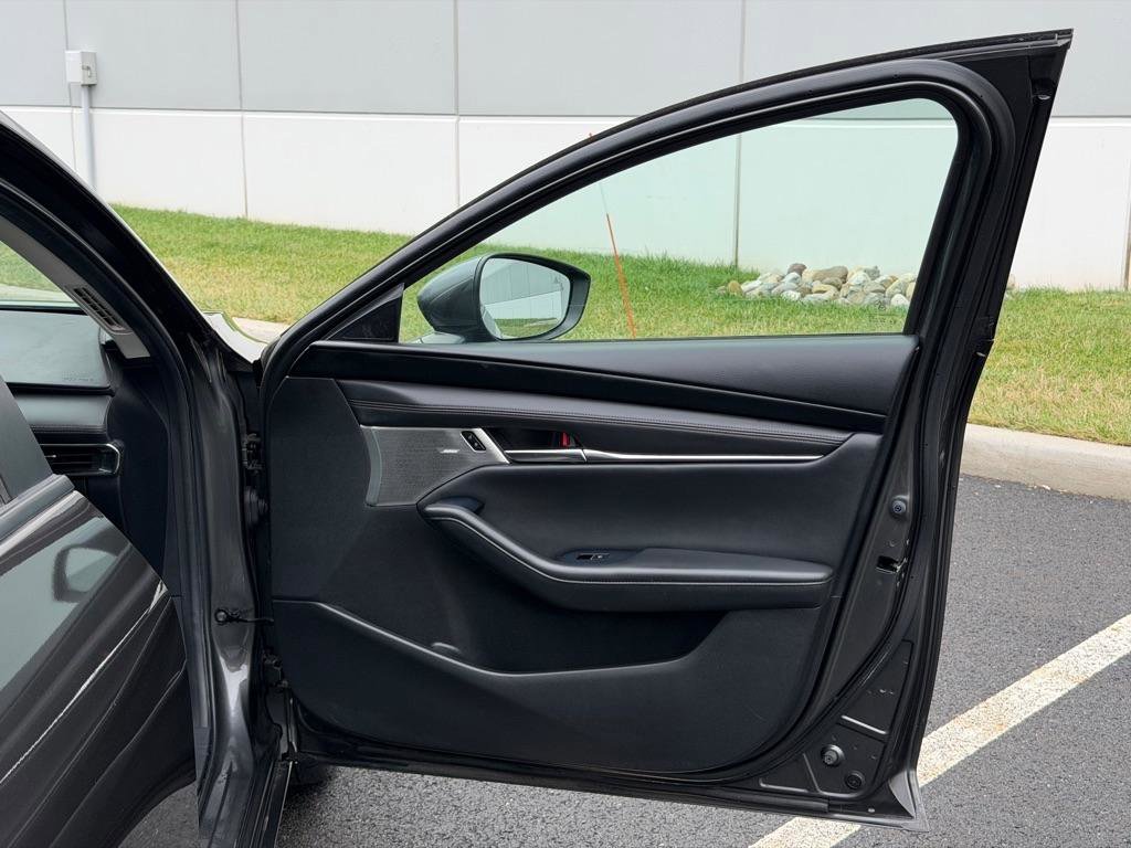 Used 2020 MAZDA MAZDA3 AWD Sedan w/ Preferred Package image 13