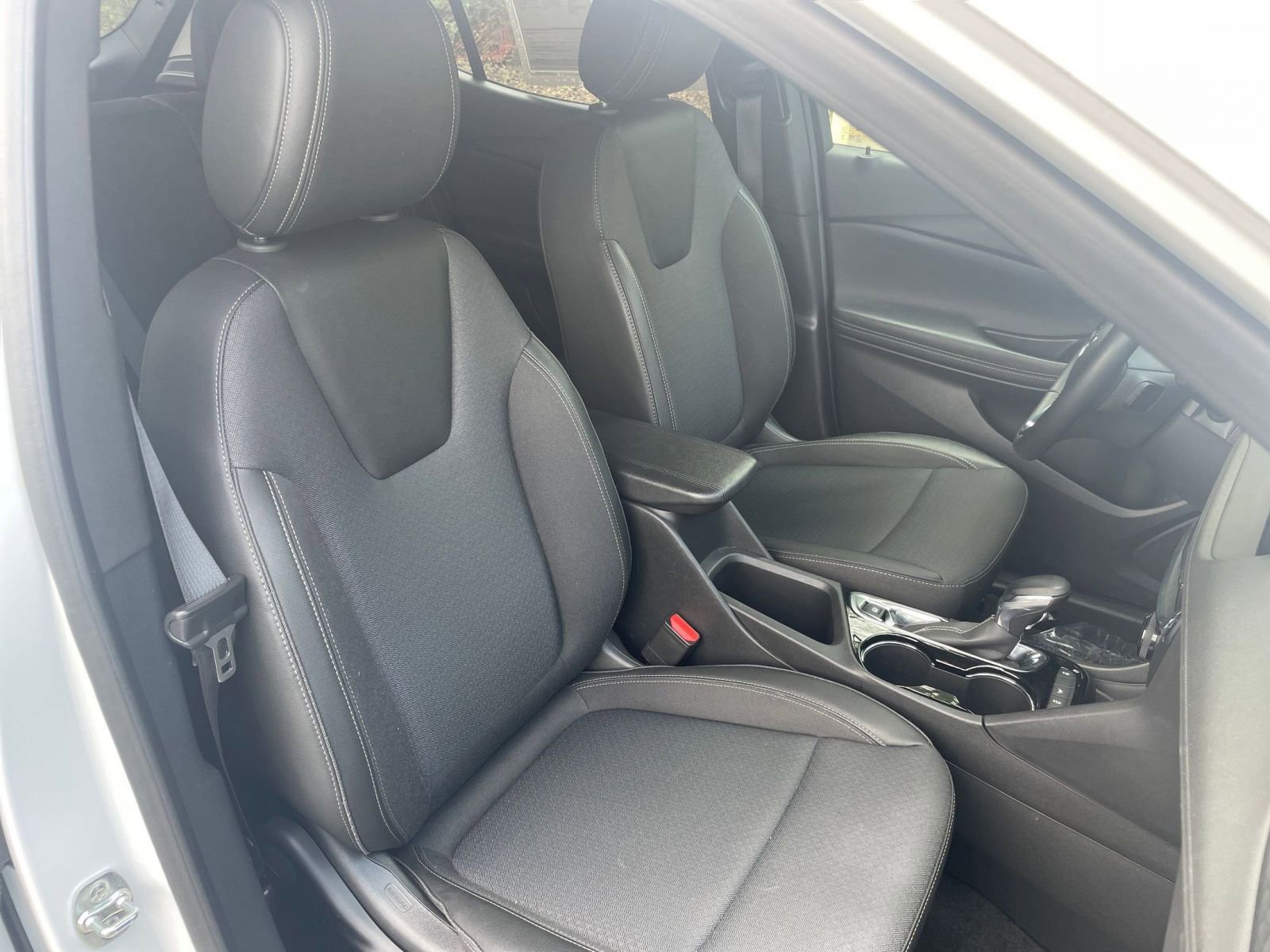 Used 2025 Buick Encore GX Preferred image 35