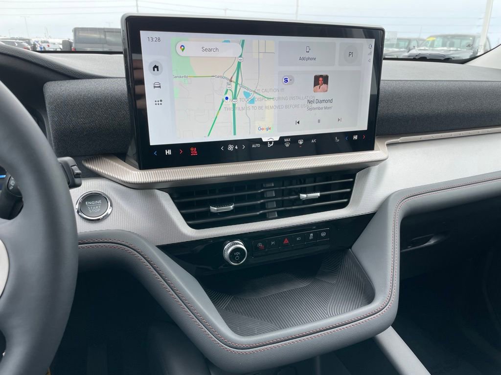 New 2026 Ford Explorer Active w/ Active Comfort Package image 12