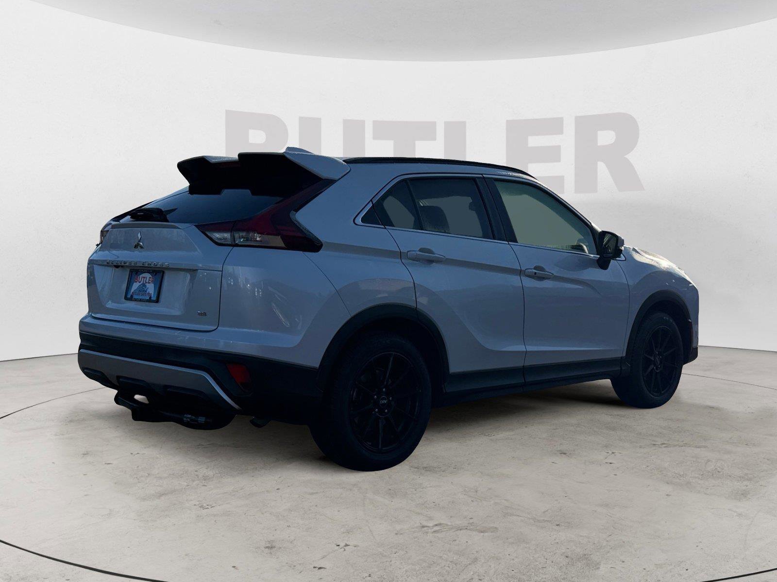Used 2022 Mitsubishi Eclipse Cross SE image 5