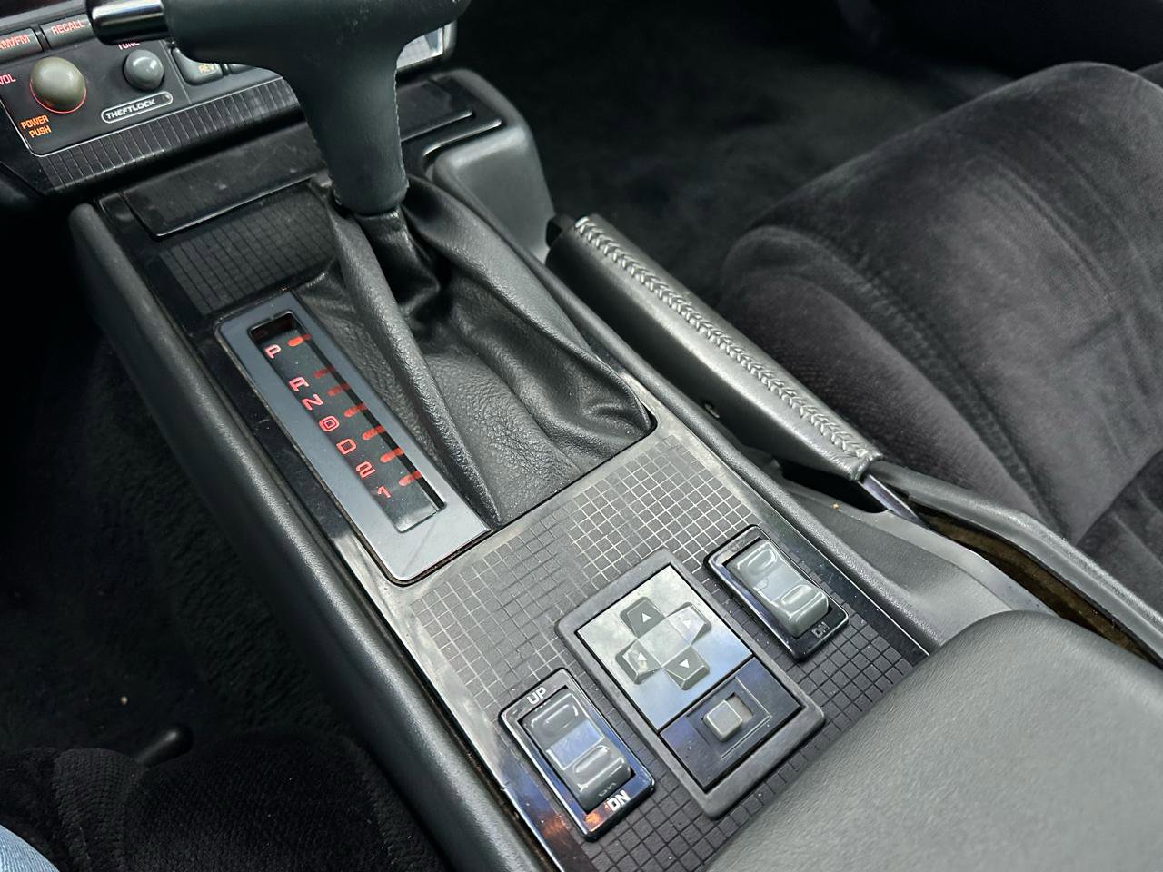 Used 1991 Pontiac Firebird Trans Am RWD image 16