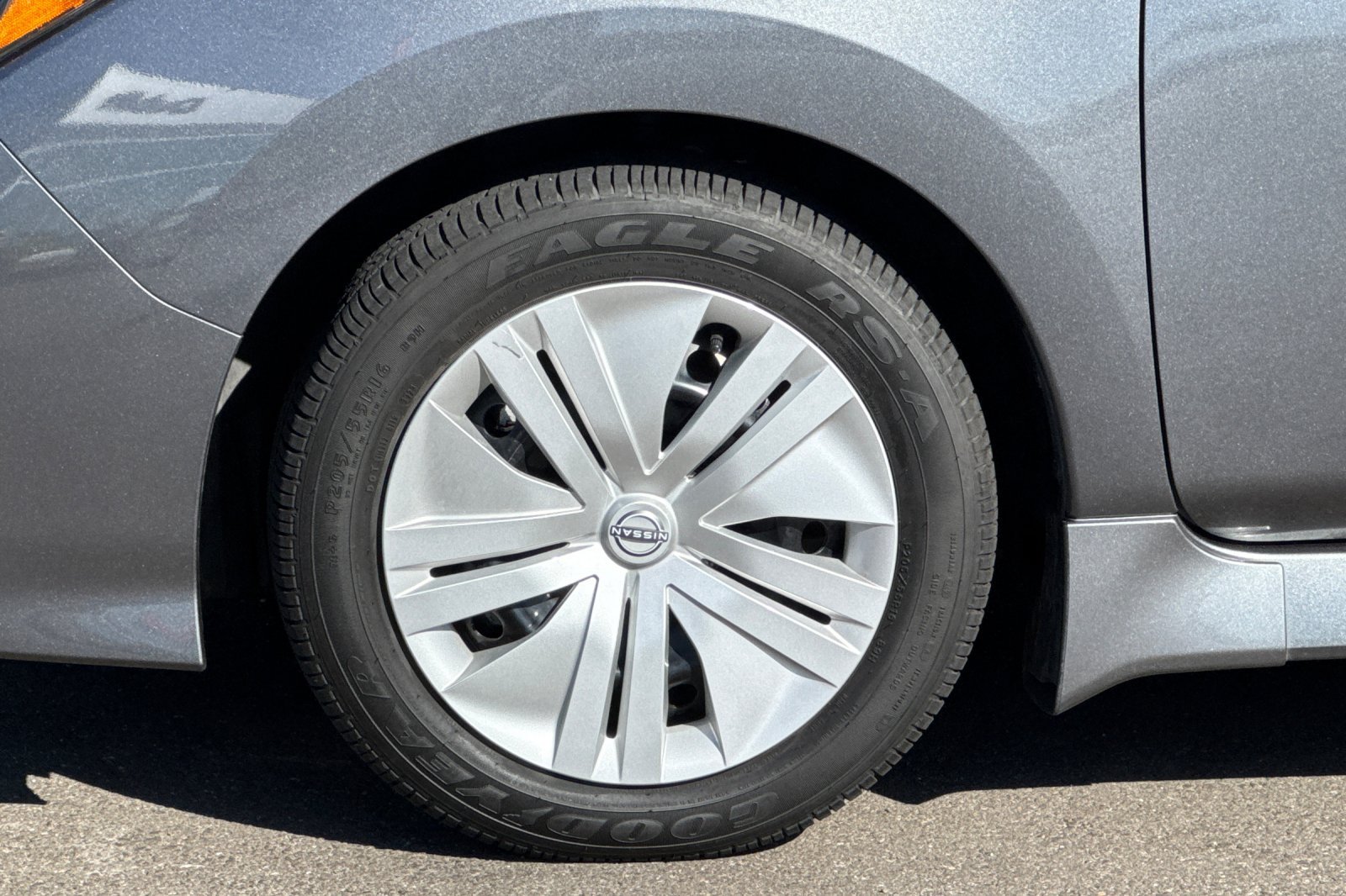 Certified 2025 Nissan Leaf S FWD image 46