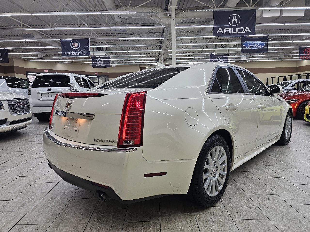 Used 2010 Cadillac CTS Luxury image 7
