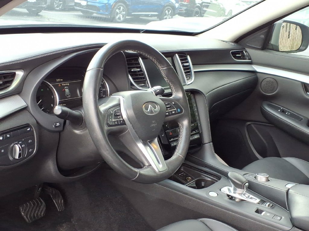 Used 2021 INFINITI QX50 Luxe AWD/4WD image 29