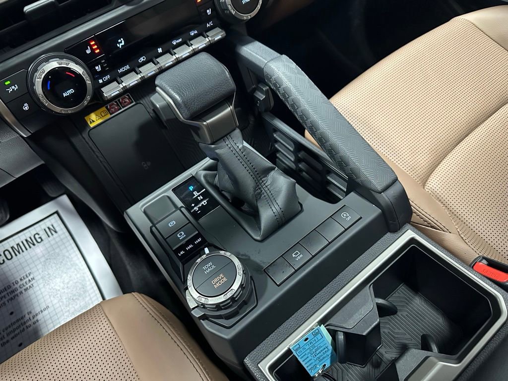 Used 2025 Toyota 4Runner Limited image 38