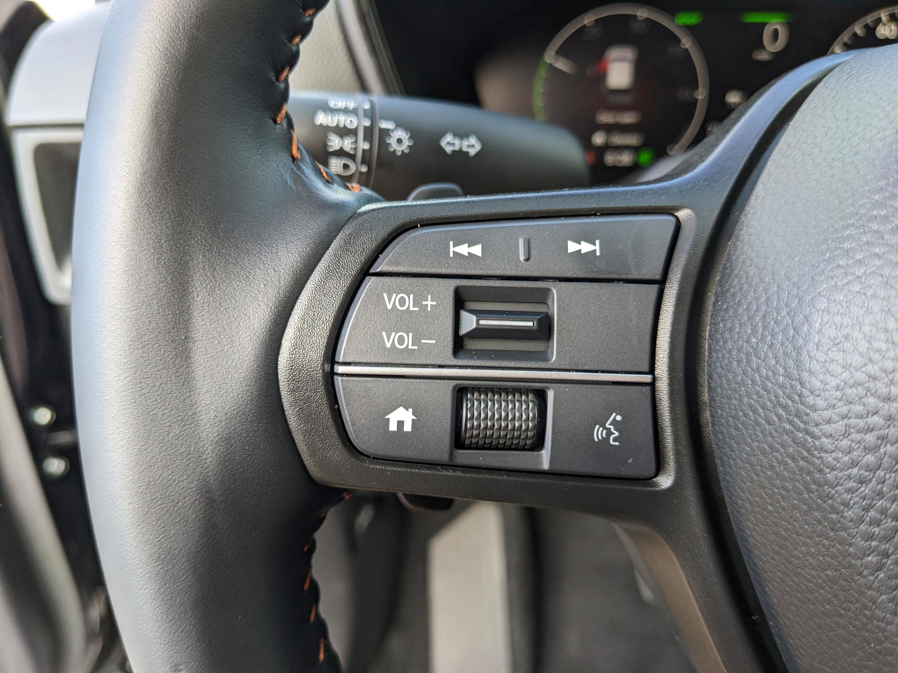 Used 2025 Honda CR-V Sport-L image 31