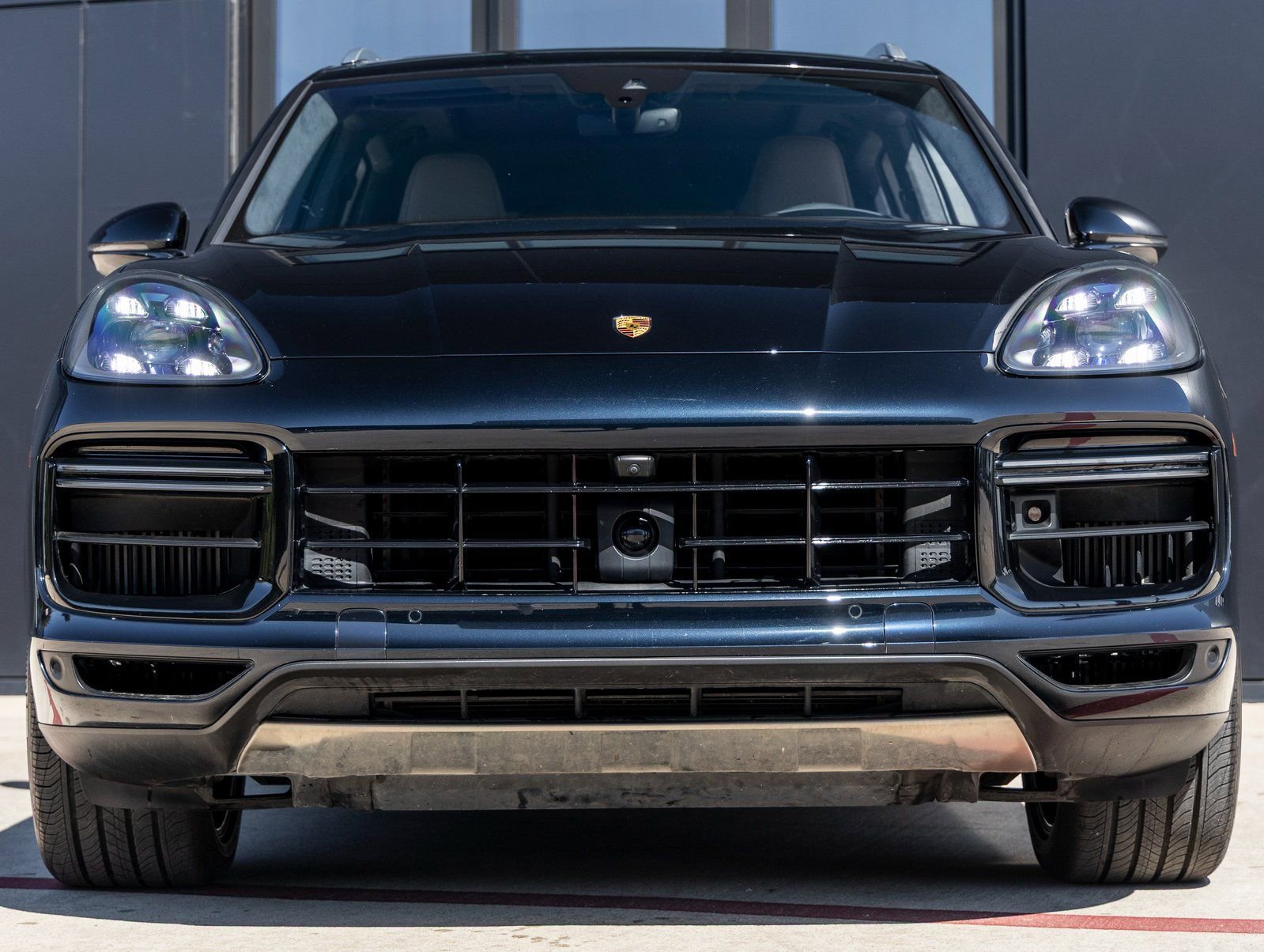 Certified 2023 Porsche Cayenne Turbo image 8
