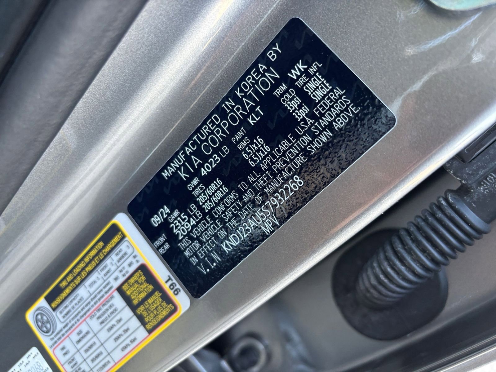 Used 2025 Kia Soul LX w/ LX Technology Package image 27