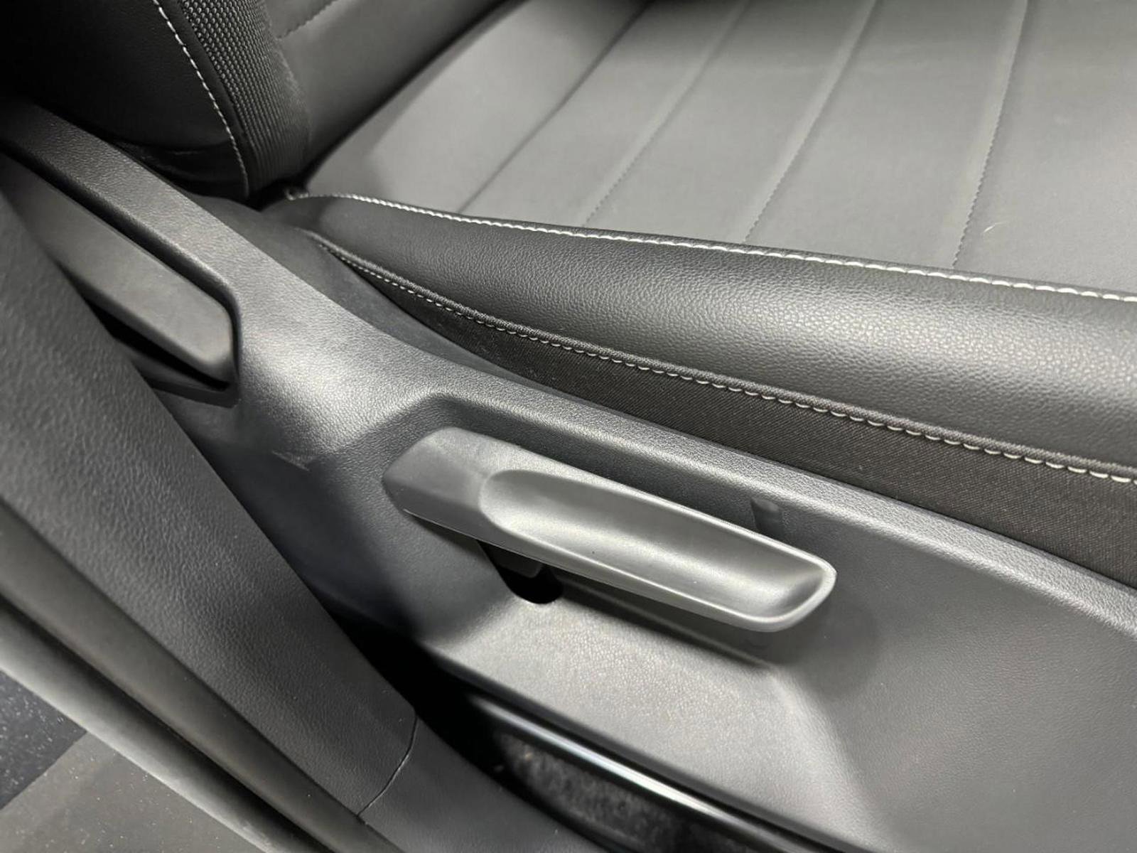 Used 2022 Volkswagen Taos SE image 20