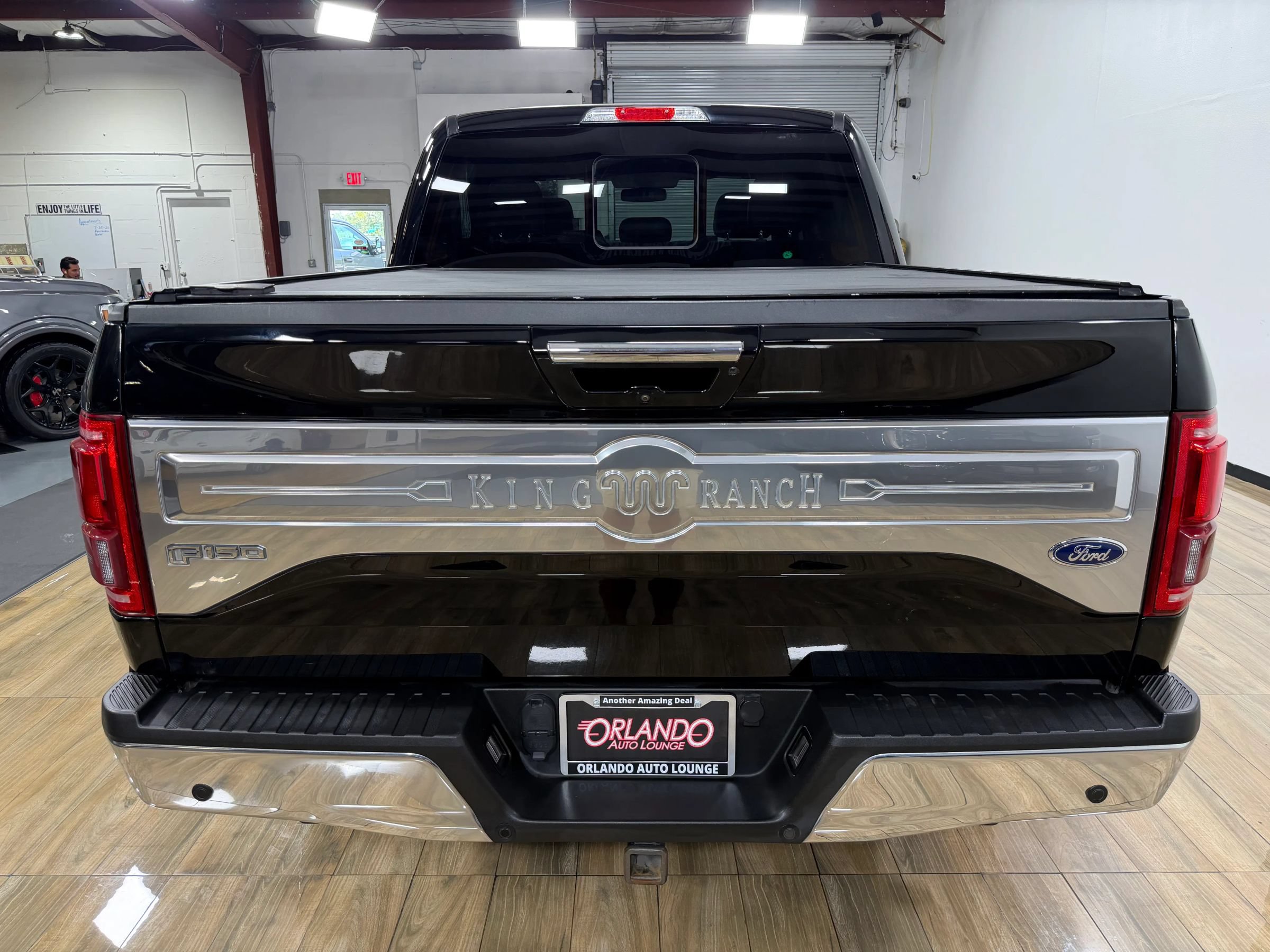 Used 2016 Ford F150 King Ranch w/ Equipment Group 601A Luxury AWD/4WD image 6