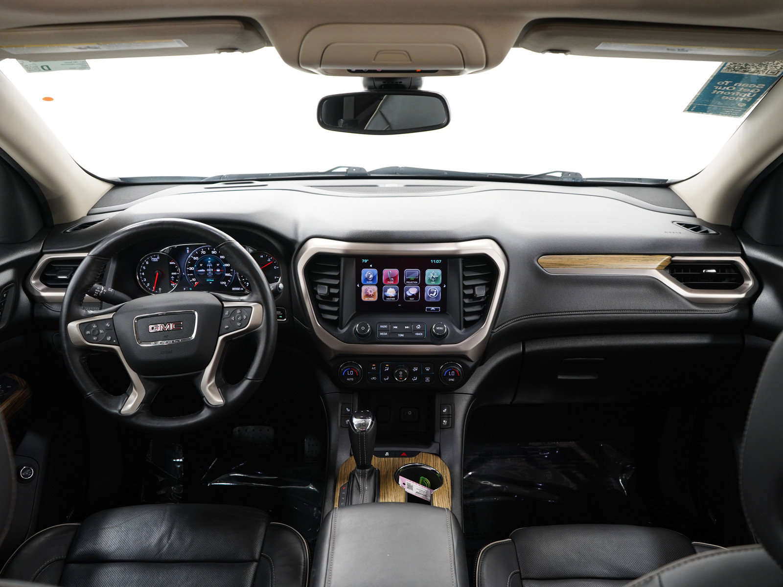 Used 2017 GMC Acadia Denali w/ Technology Package AWD/4WD image 15