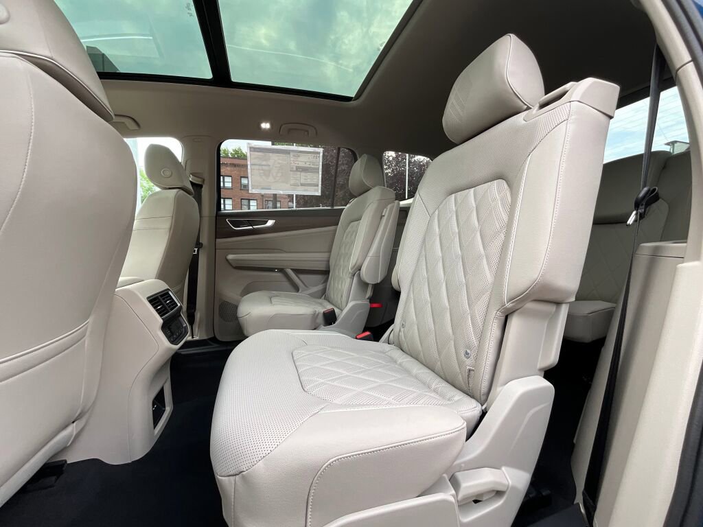 New 2026 Volkswagen Atlas SEL Premium R-Line image 13