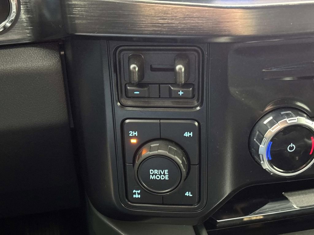 Used 2025 Ford F250 Lariat w/ Lariat Ultimate Package AWD/4WD image 18