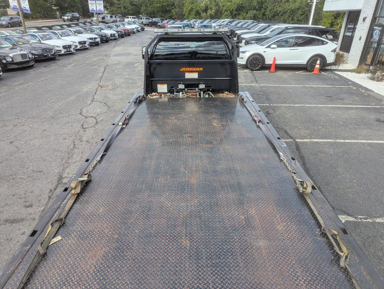 Used 2019 Ford F650 2WD SuperCab Super Duty image 31