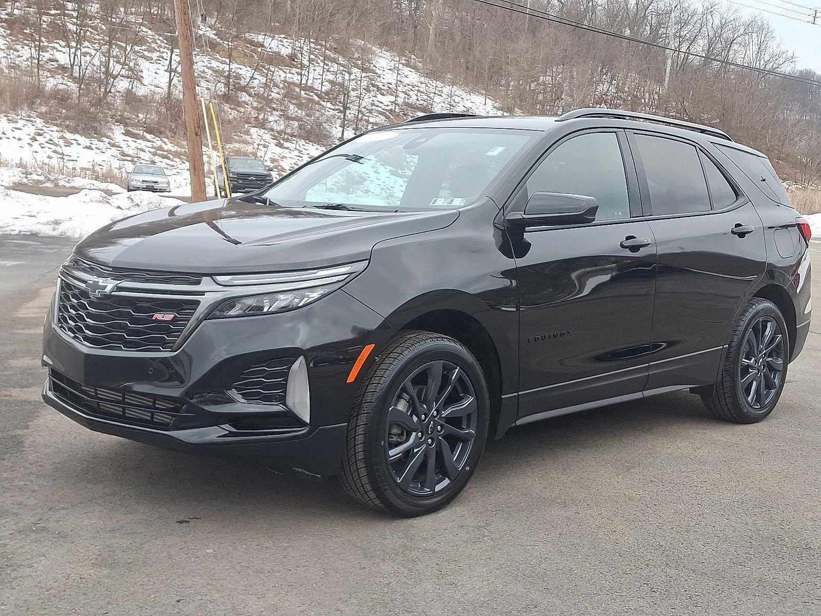 Used 2023 Chevrolet Equinox RS image 3