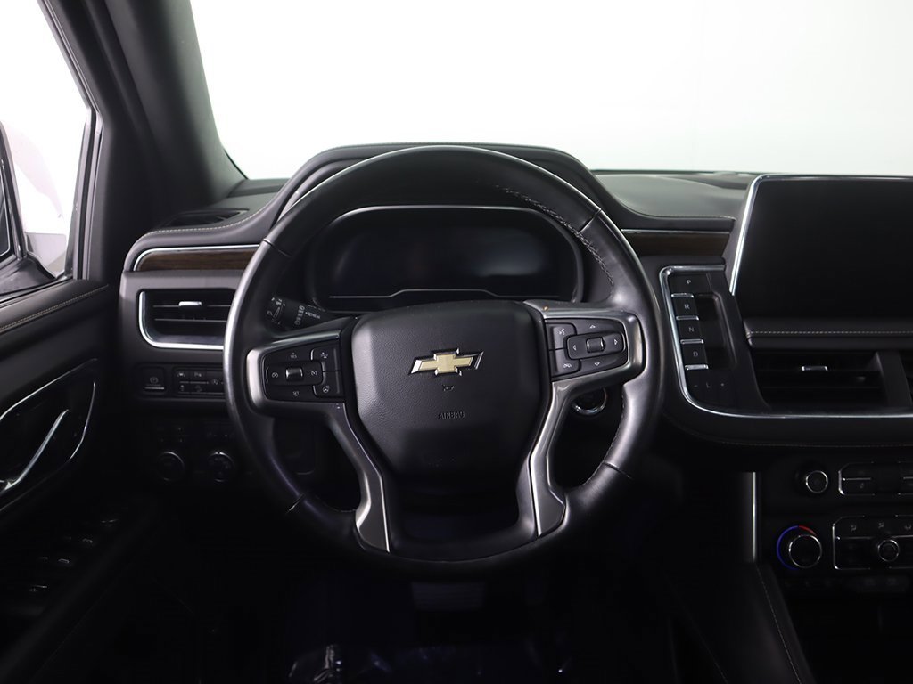 Used 2023 Chevrolet Suburban Premier image 43