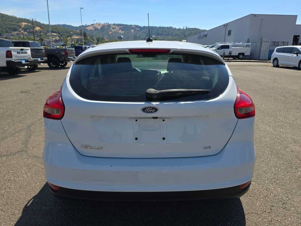 Used 2018 Ford Focus SE FWD image 4