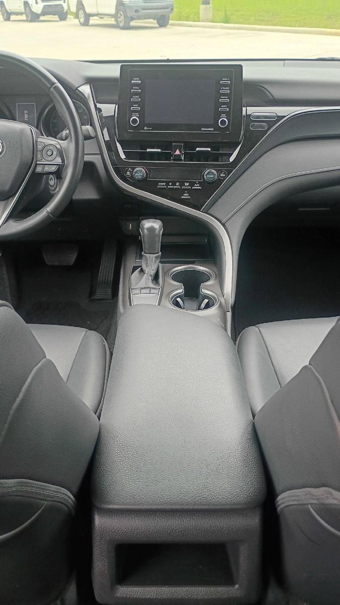 Used 2023 Toyota Camry SE FWD image 14