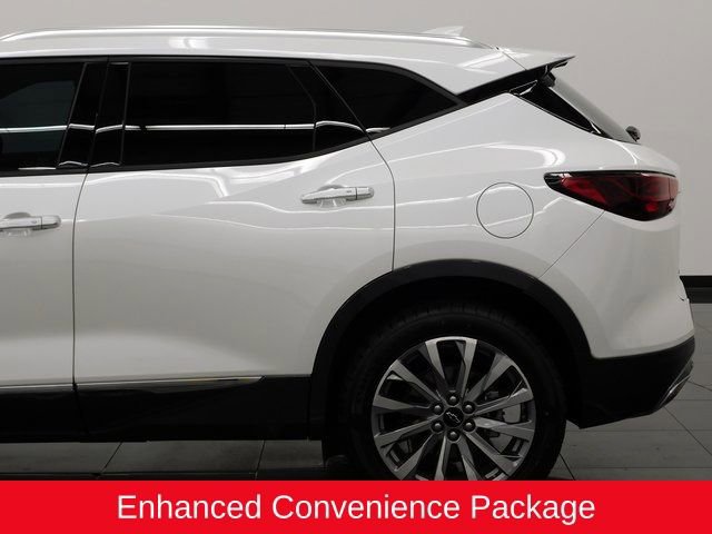 Used 2024 Chevrolet Blazer Premier w/ Driver Confidence II Package image 9