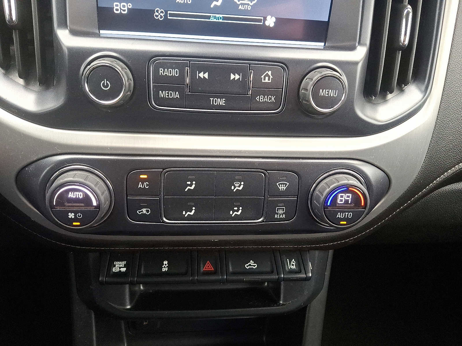 Used 2018 GMC Canyon SLE w/ SLE Convenience Package image 15