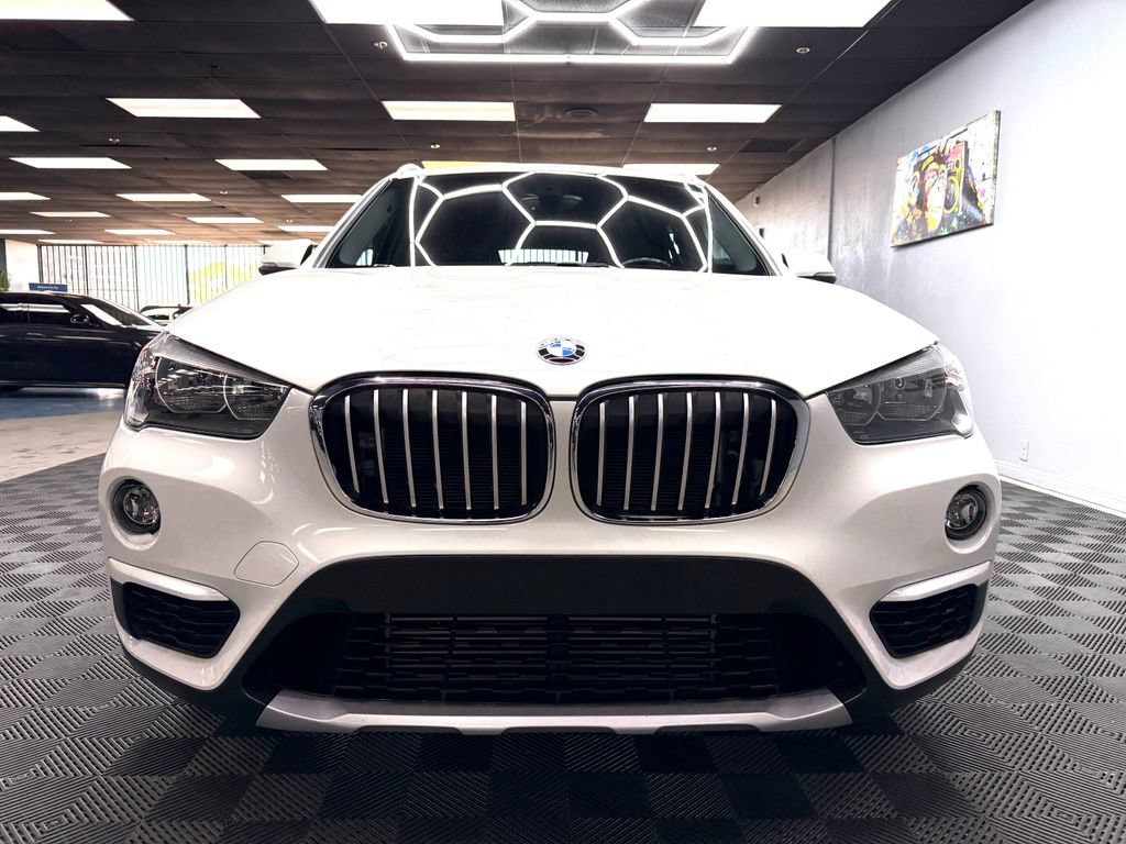 Used 2018 BMW X1 sDrive28i FWD image 3
