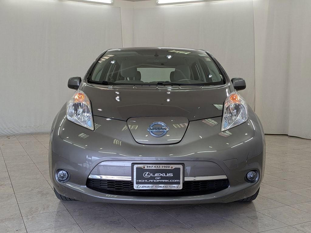 Used 2017 Nissan Leaf SV image 3