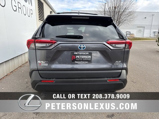 Used 2024 Toyota RAV4 XLE image 4