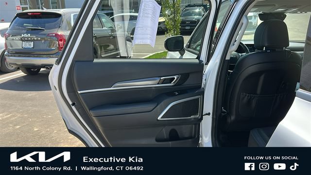 Certified 2023 Kia Telluride S w/ S Sunroof Package AWD/4WD image 22