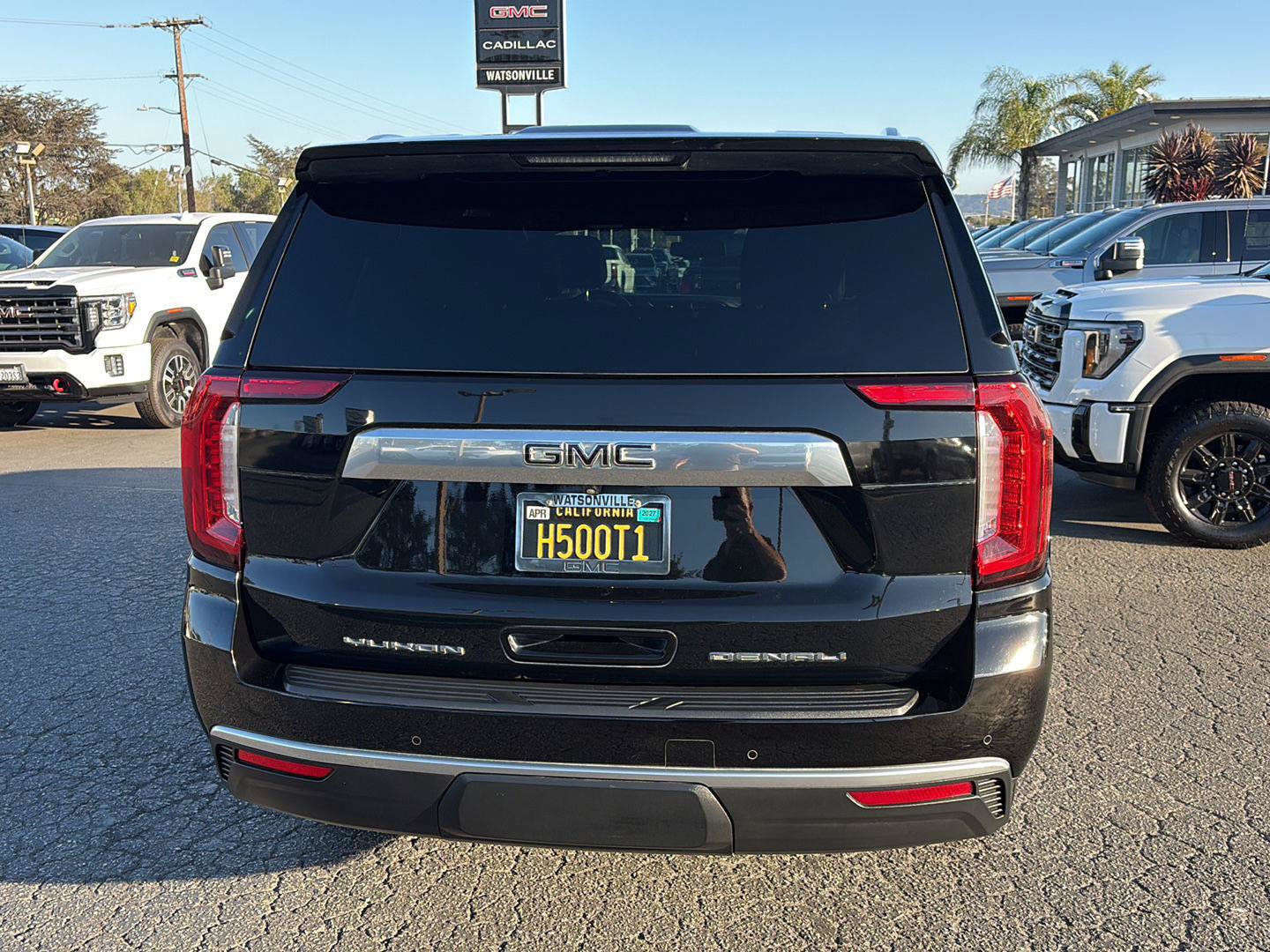 Used 2024 GMC Yukon Denali AWD/4WD image 4
