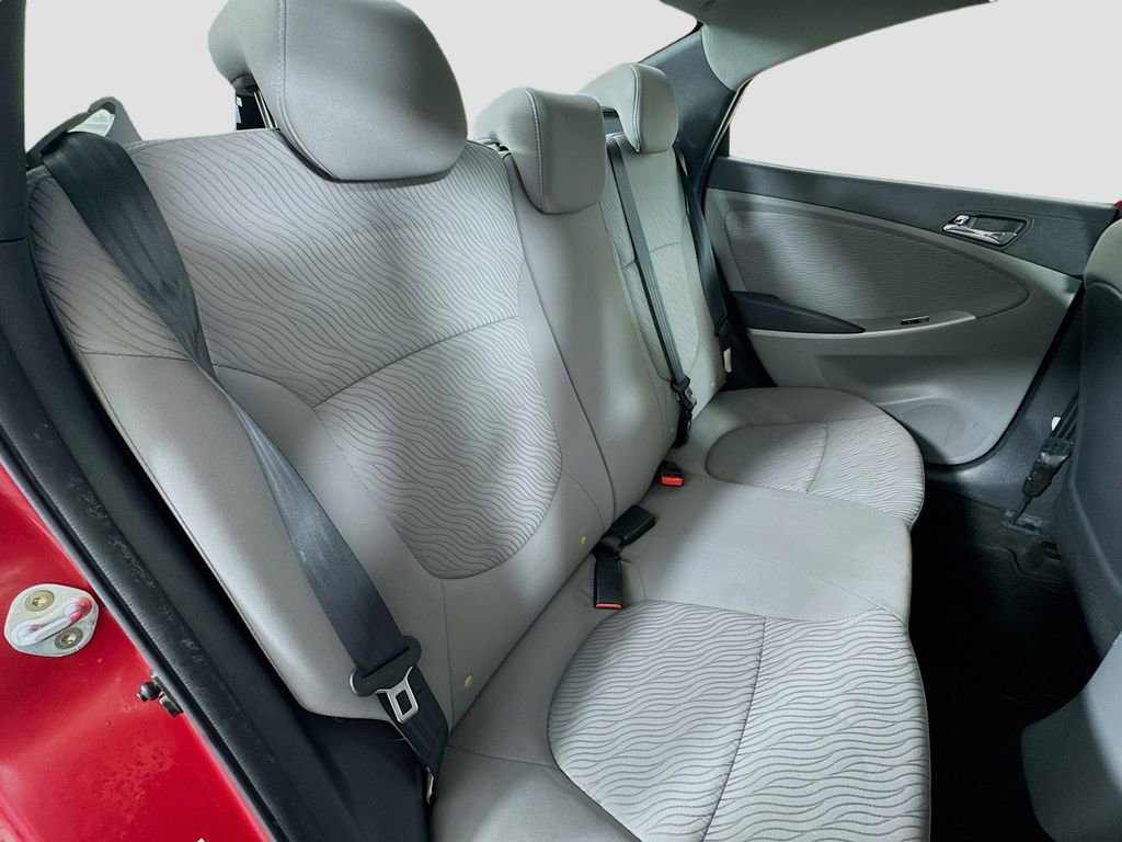Used 2014 Hyundai Accent GLS w/ Option Group 2 image 25