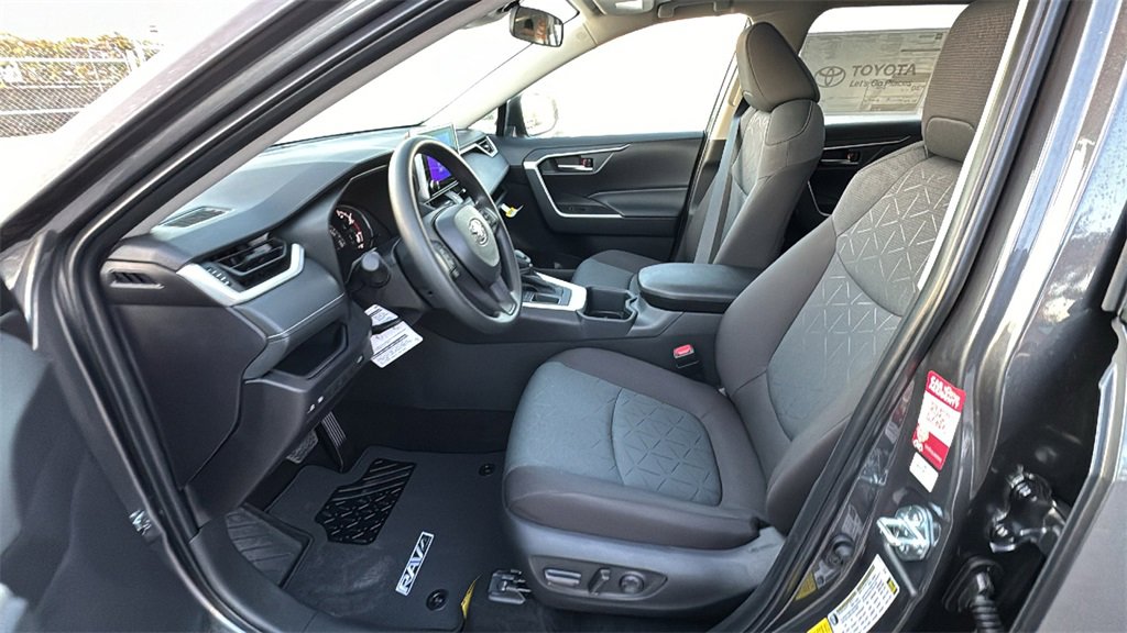 New 2025 Toyota RAV4 XLE image 18