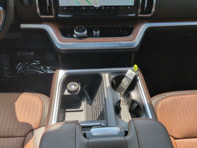New 2025 Ford Expedition Max King Ranch AWD/4WD image 21