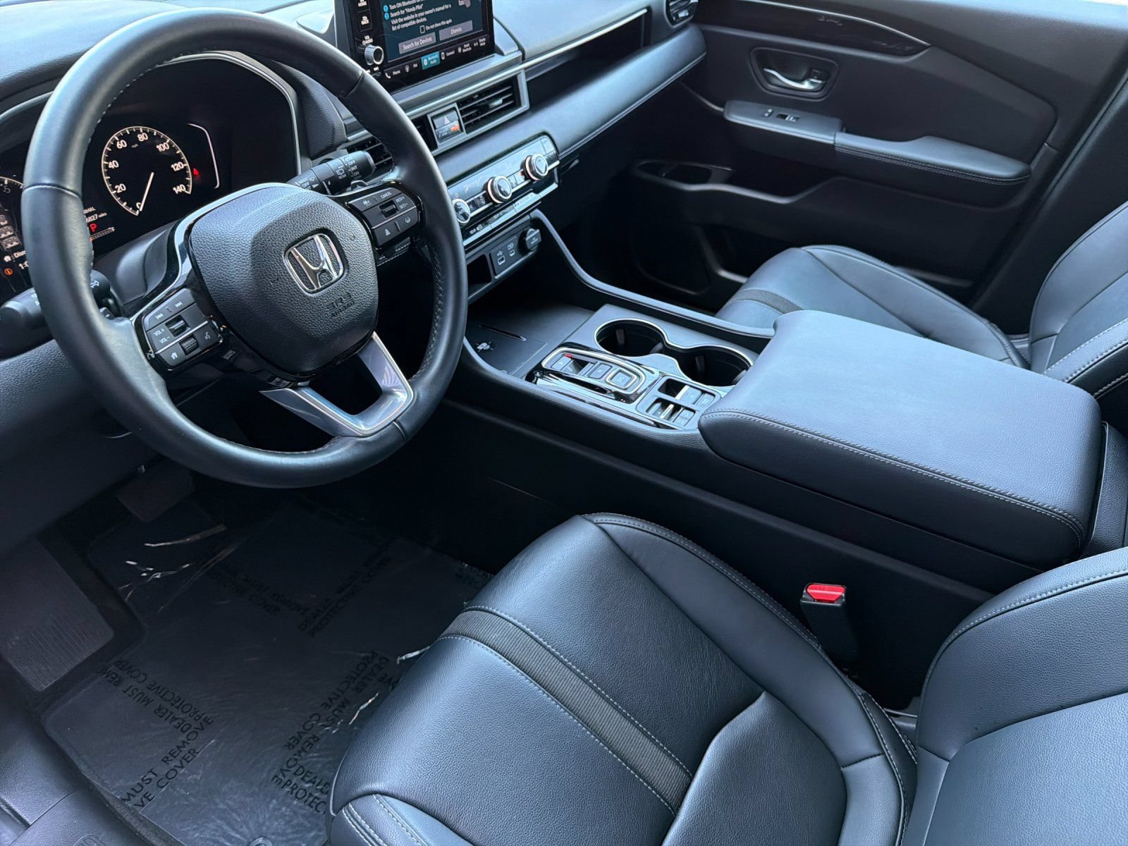 Used 2025 Honda Pilot EX-L image 10
