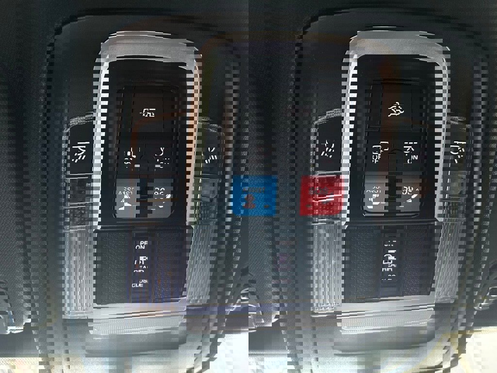 New 2025 RAM 1500 Laramie w/ Night Edition image 27