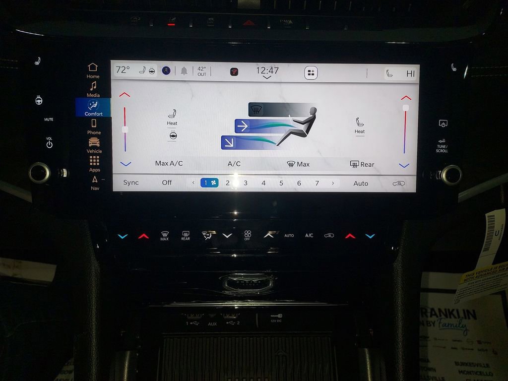 New 2026 Jeep Grand Cherokee Altitude AWD/4WD image 25