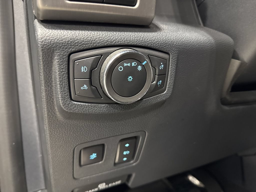 Used 2022 Ford F250 Platinum w/ Tremor Off-Road Package AWD/4WD image 24