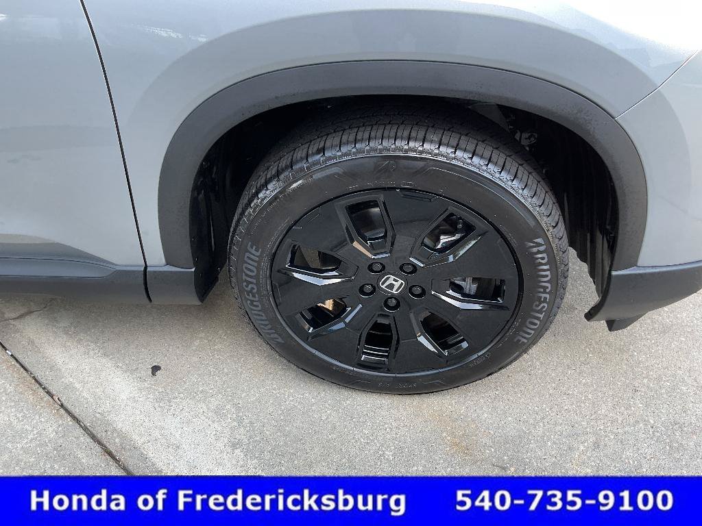 Certified 2026 Honda Pilot Black Edition image 12