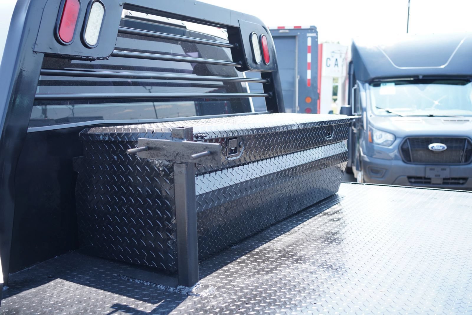 Used 2017 Ford F550 4x4 Crew Cab Super Duty image 13