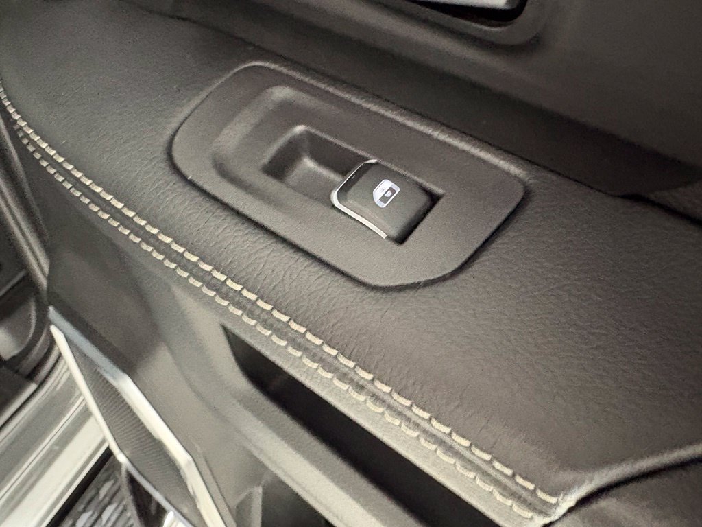 New 2027 RAM 2500 Laramie w/ Night Edition AWD/4WD image 16
