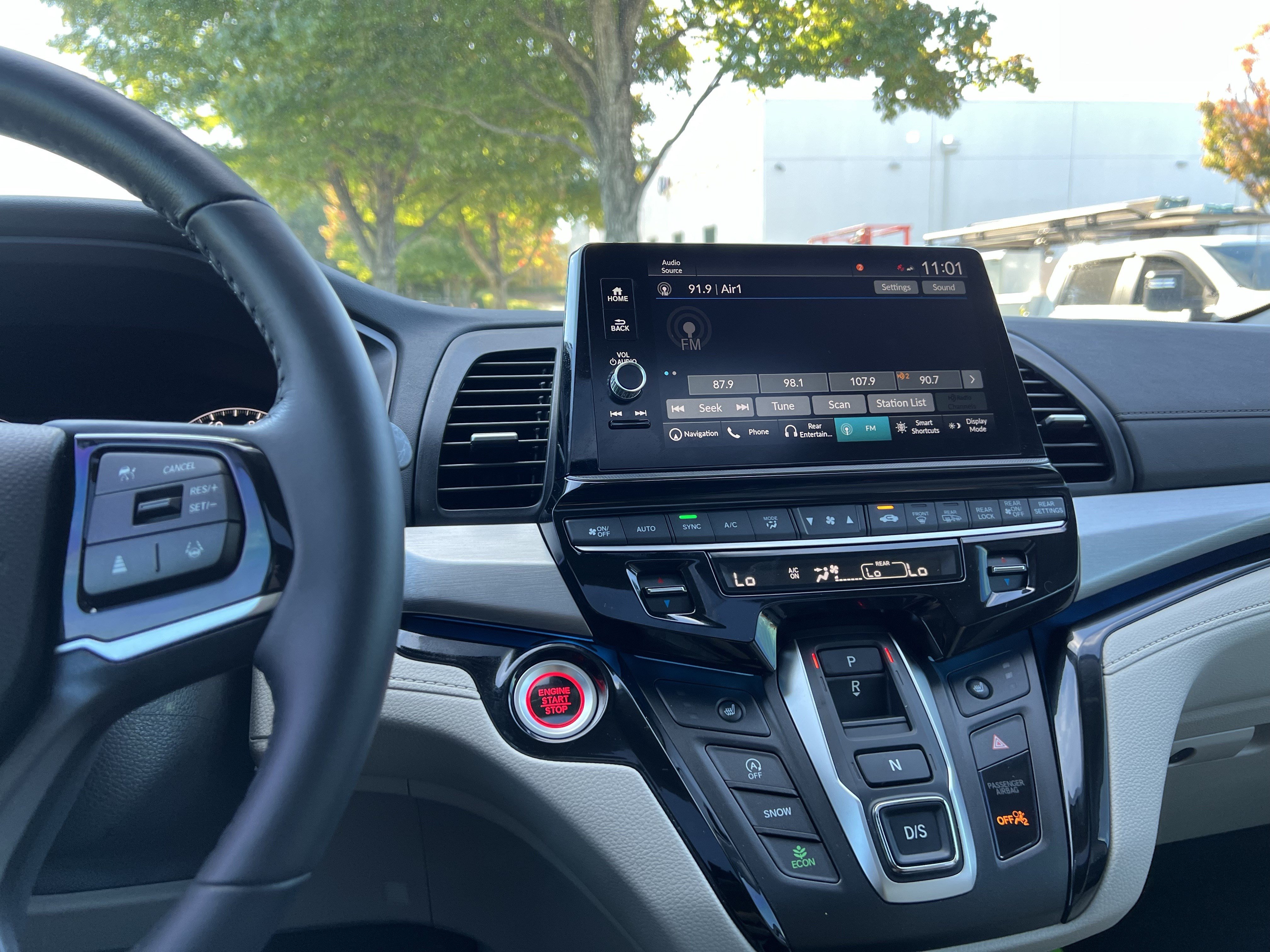 Used 2025 Honda Odyssey Touring image 31