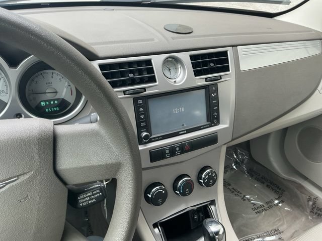 Used 2008 Chrysler Sebring Touring FWD image 16