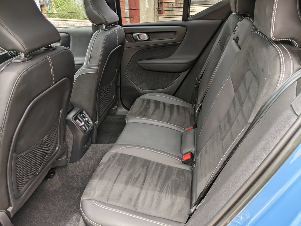 Certified 2023 Volvo XC40 Recharge Plus w/ Protection Package Premier AWD/4WD image 23
